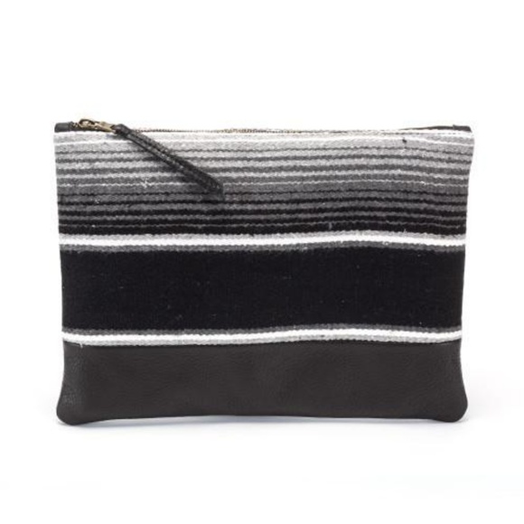 [Molly G] Sedona Clutch - Picture 3 of 3